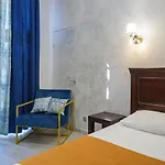 Inn Gaudi Stylish *