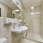 Inn Gaudi Stylish Odesa