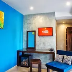 Kro Gaudi Stylish