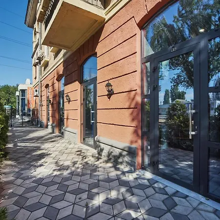 Gaudi Stylish Мини-отель *