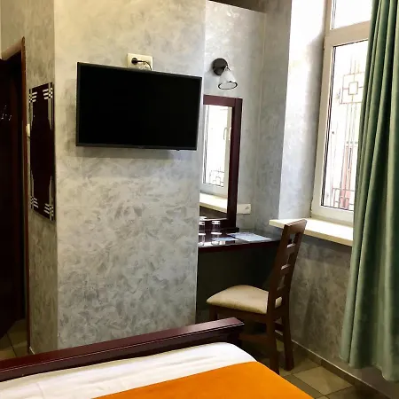 Gaudi Stylish Inn *