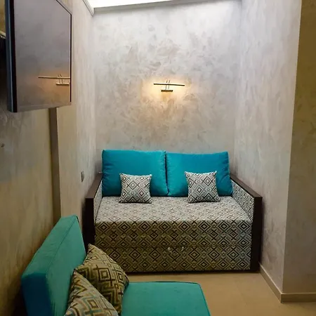 Gaudi Stylish Inn